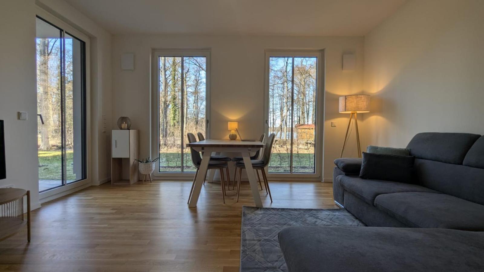 Neue Moderne See Terrassenwohnung Bestensee Luaran gambar